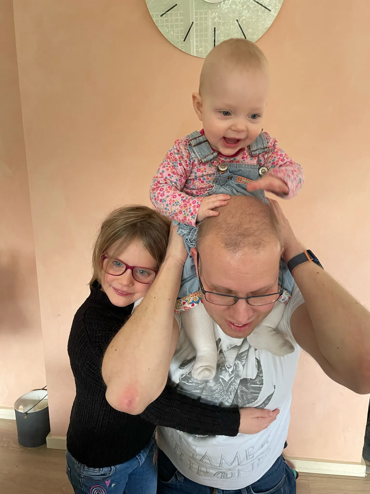 Barry van Someren with his children